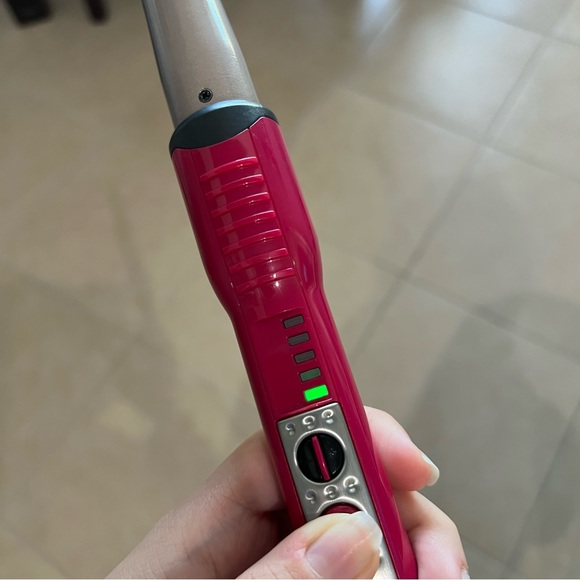 InfinitiPro by Conair Tourmaline Ceramic 1" to 1/2" Curling Wand - Picture 4 of 8